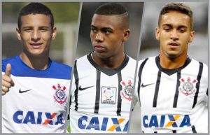 Guilherme Arana, Malcom e Matheus Pereira. Guilherme Arana, Malcom e Matheus Pereira.