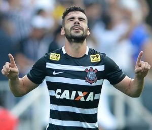 Bruno Henrique comemorando gol pelo Corinthians. 
