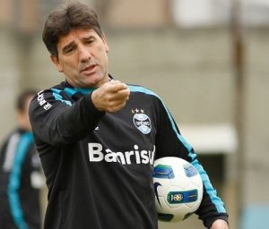 Renato Gaúcho em uma das suas passagens pelo Grêmio.