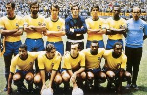 Seleção do Brasil campeã mundial de 1970 (Carlos Alberto é o primeiro da esquerda em pé).