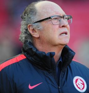 Falcão como treinador do Internacional em 2016.
