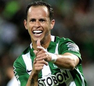 Guerra comemorando gol pelo Atlético Nacional. Guerra comemorando gol pelo Atlético Nacional.