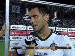 Roque Santa Cruz marcou o gol decisivo