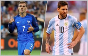 Griezmann e Messi por suas seleções.