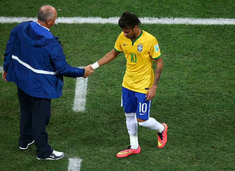 Gestão de Times e Apostas em Futebol - Neymar